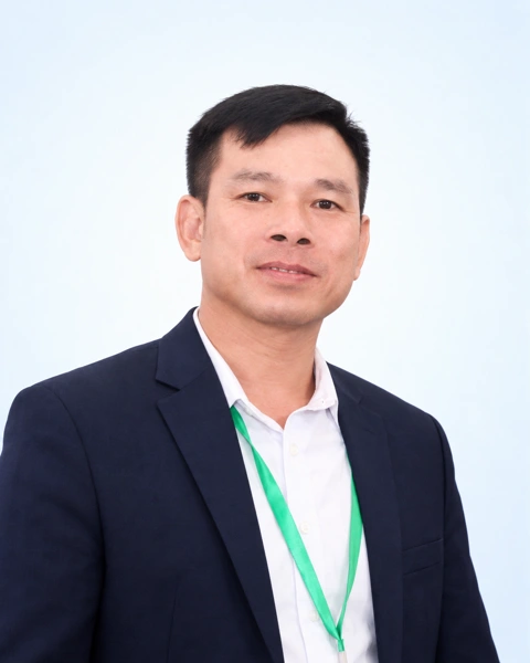 Mr. Duy — Sales representative Northern region